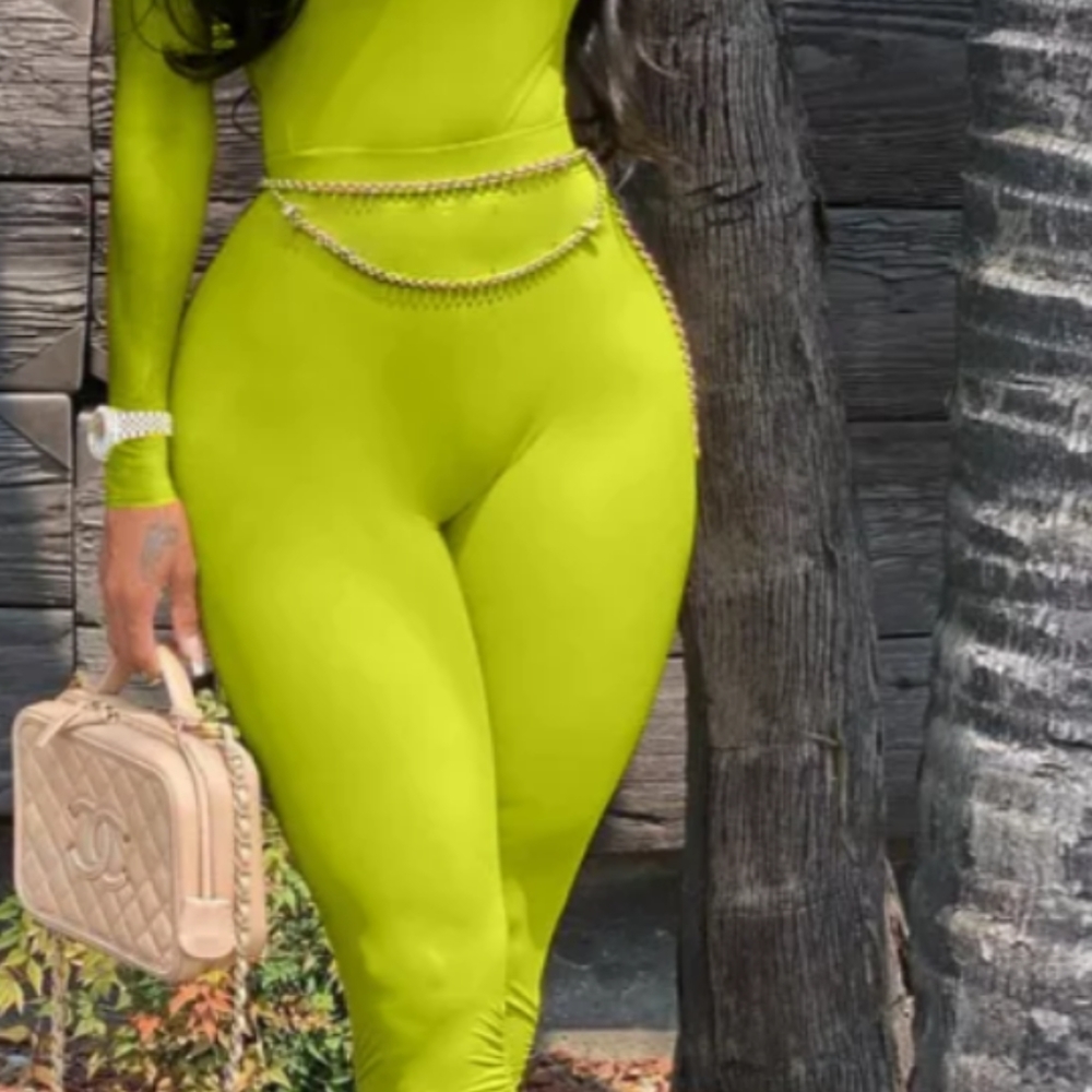 Outfit - Picture 9 of 12